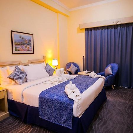 Green House Hotel Suites & Apartment Dubaj Kültér fotó